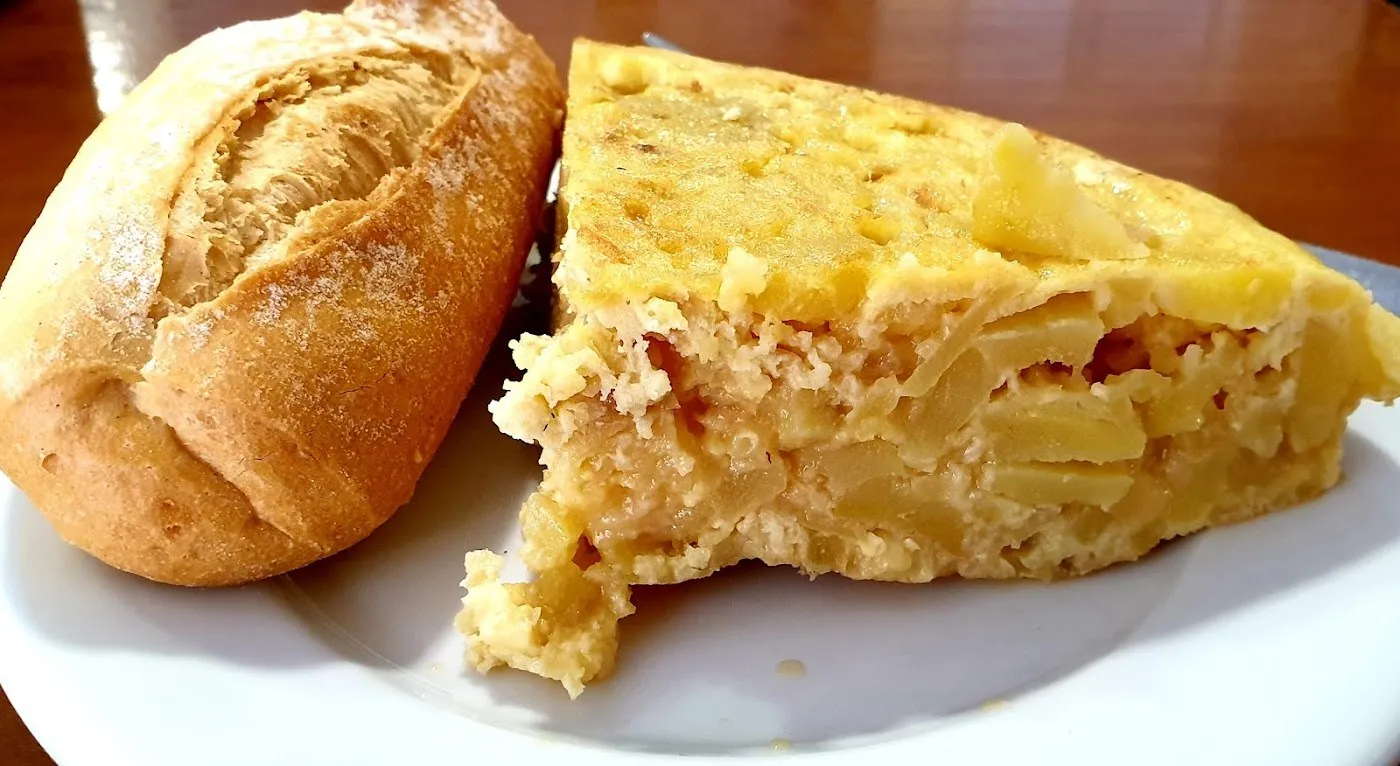Pincho de tortilla de patatas con pan