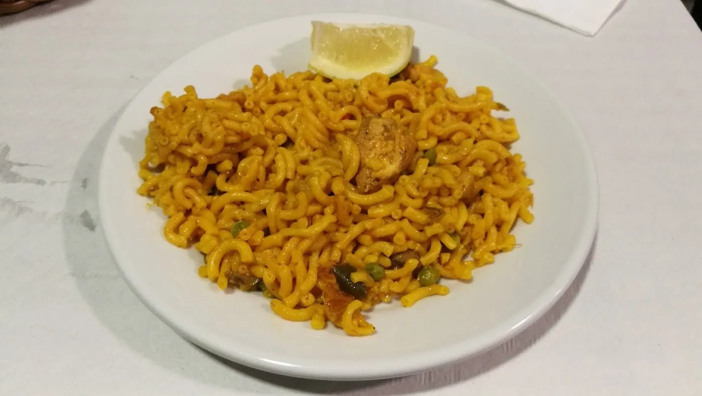 Fideuá con limón